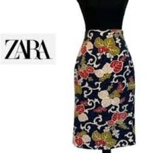 Zara high-waisted floral pencil skirt Size S0